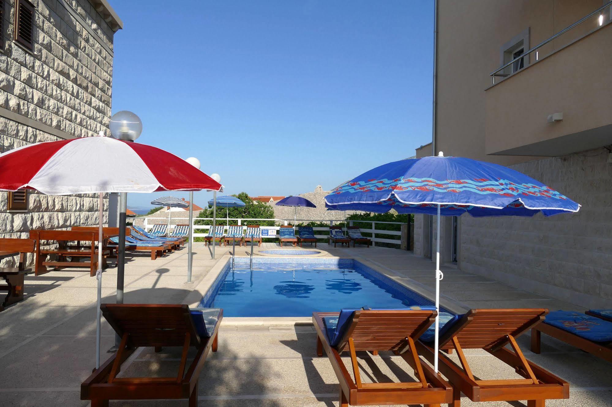 Ana Apartment *