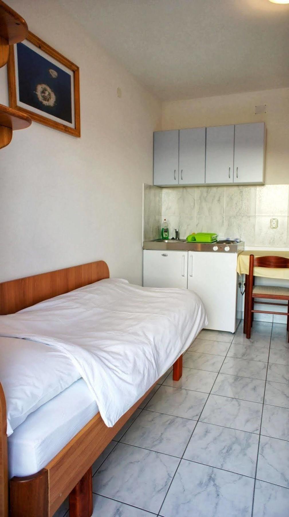 Ana Apartment